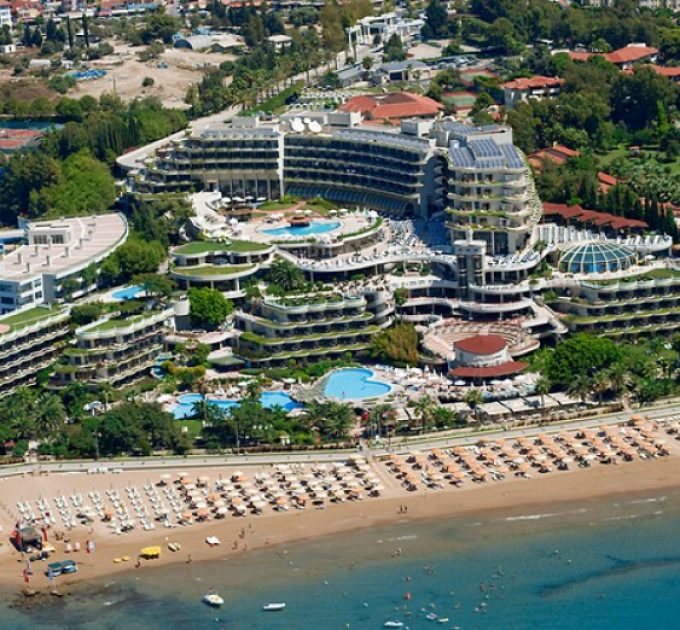 Crystal Sunrise Queen Luxury Resort Spa