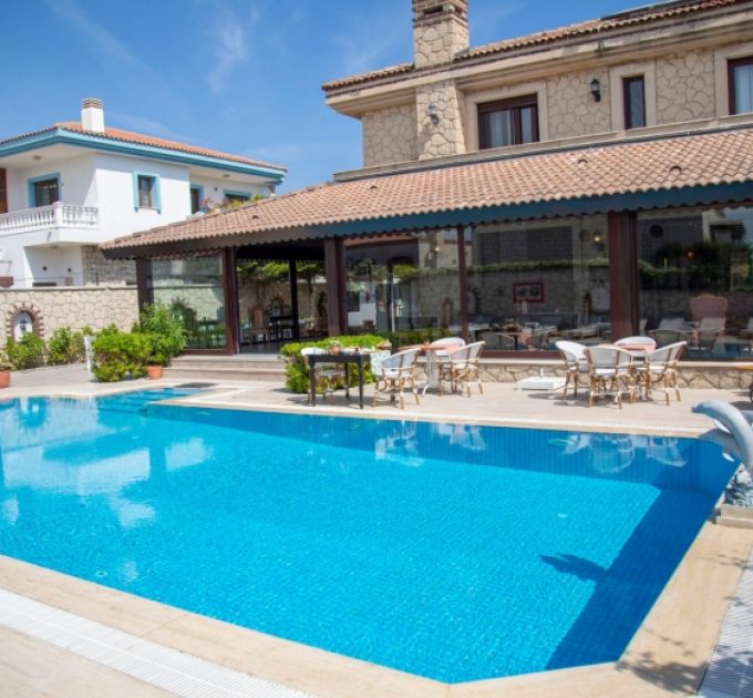 Teddy Luxury Alaçatı