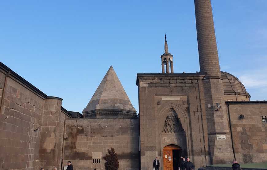 Efsaneler Diyarı; Kapadokya, Kayseri ( 24 Eylül Hareket – 27 Eylül Dönüş )