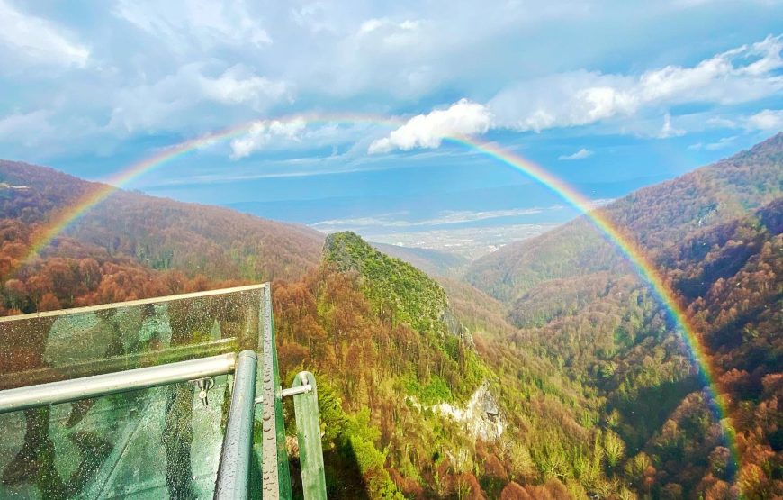 Sapanca, Maşukiye, Ormanya, Cam Teras, Hobbit Evleri ( Sabah Kahvaltısı Dahil )