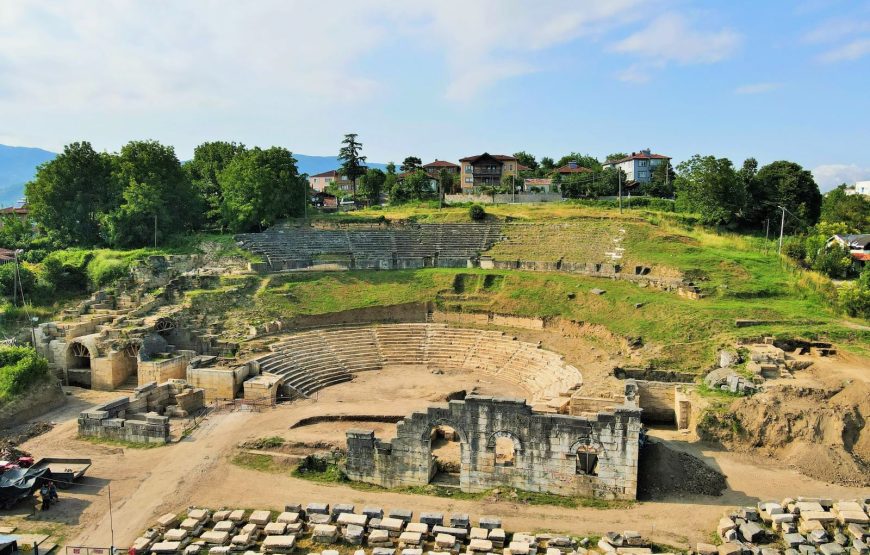 TÜRKİYE’DE İLK ! Yaban Mersini Hasadı, Mağaralar ve Akçakoca Sahil ( Serpme Kahvaltı Dahil / 2 Ağustos Hareketli )