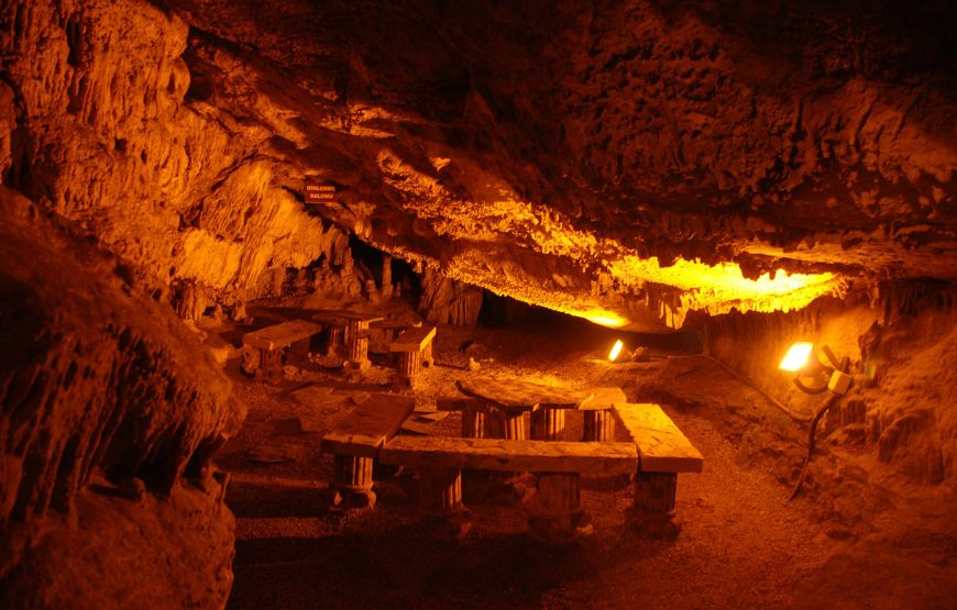 TÜRKİYE’DE İLK ! Yaban Mersini Hasadı, Mağaralar ve Akçakoca Sahil ( Serpme Kahvaltı Dahil / 2 Ağustos Hareketli )